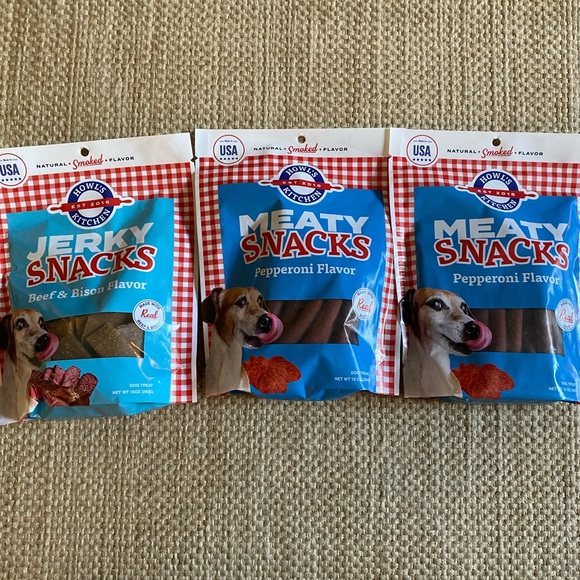 Howl’s Kitchen Dog Snacks (3 Bags) - Picture 3 of 5